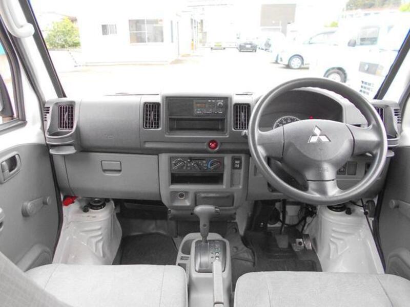 MINICAB VAN