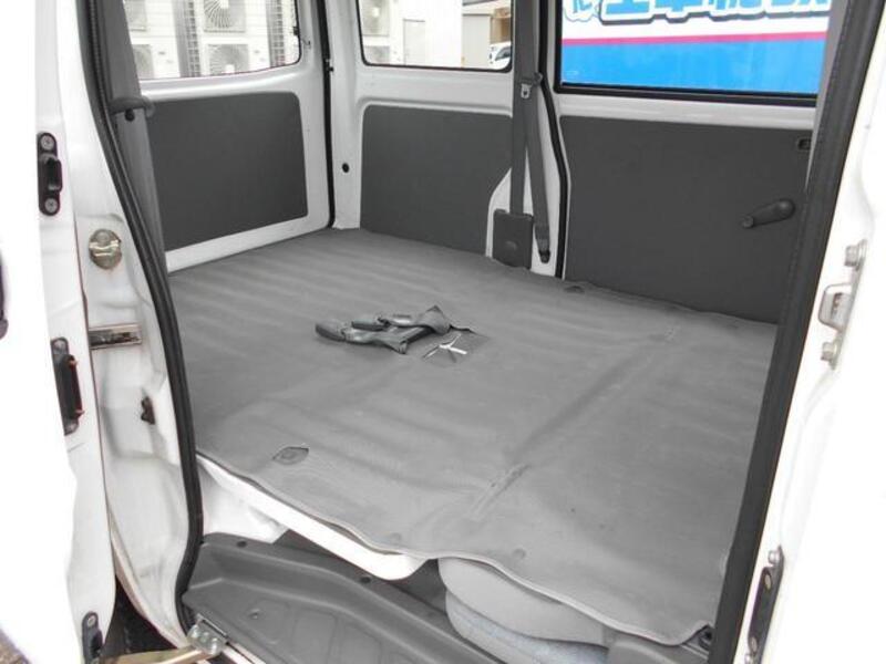 MINICAB VAN