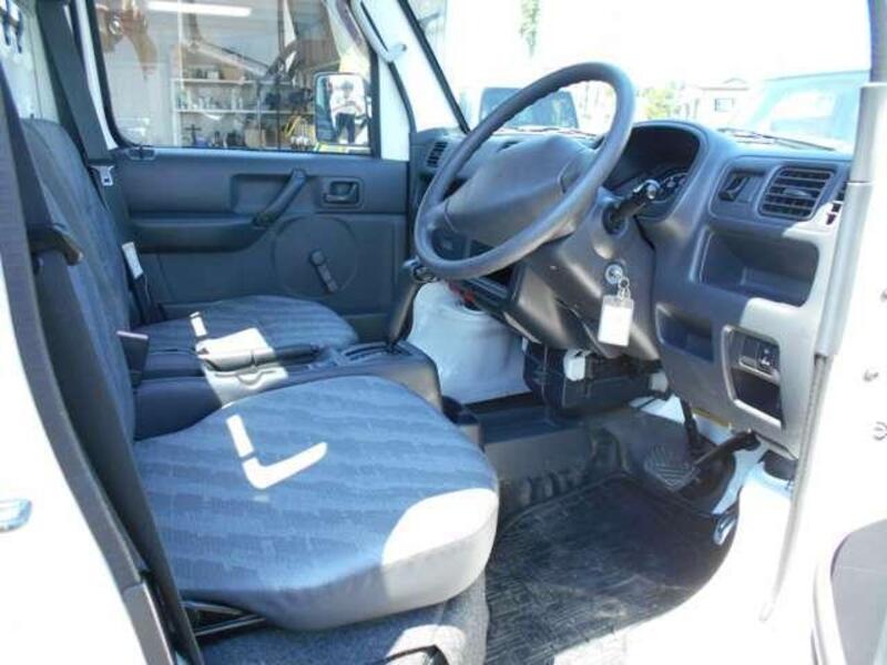 CARRY TRUCK