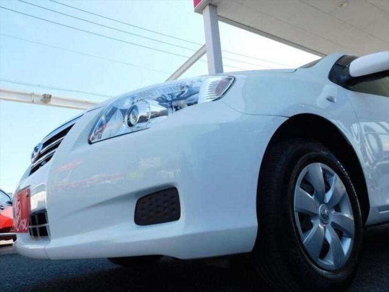 COROLLA AXIO