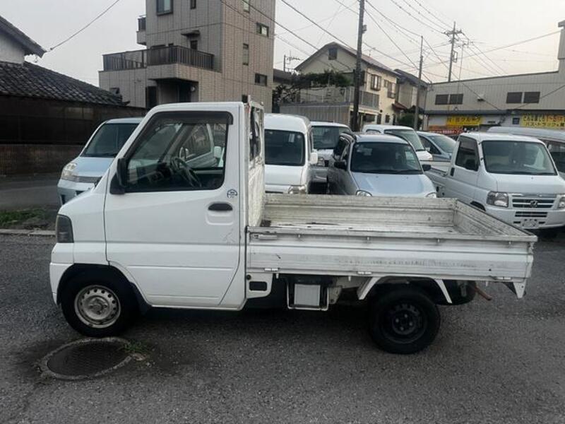CLIPPER TRUCK