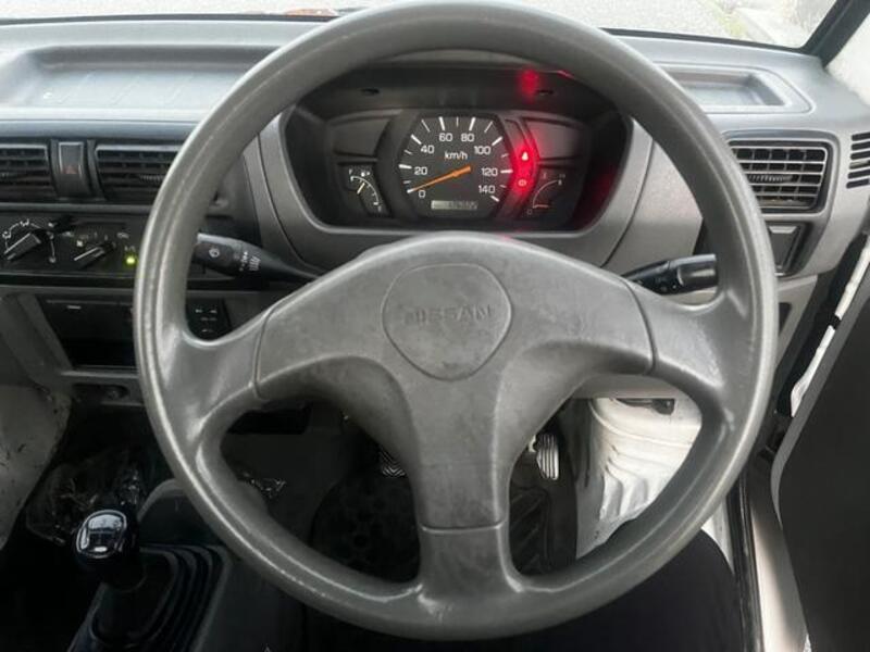 CLIPPER TRUCK