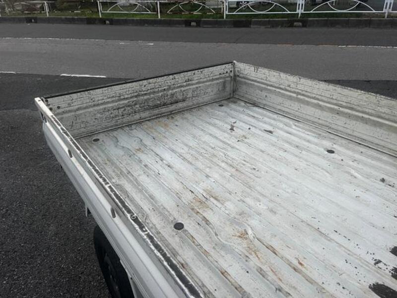 CLIPPER TRUCK