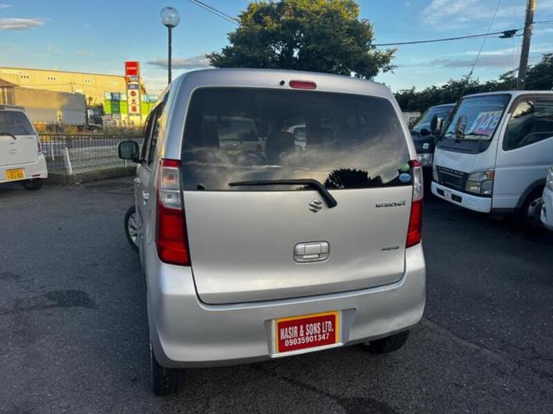 WAGON R