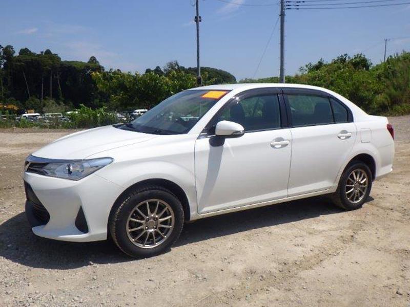 COROLLA AXIO