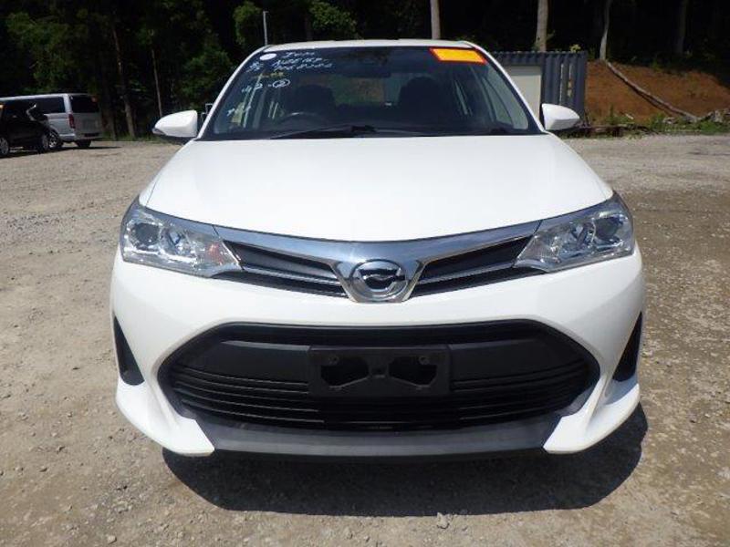 COROLLA AXIO