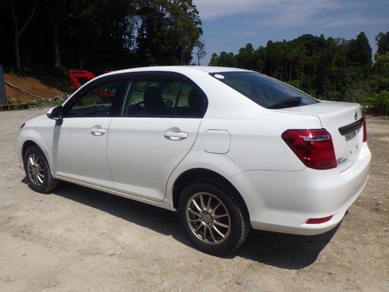 COROLLA AXIO