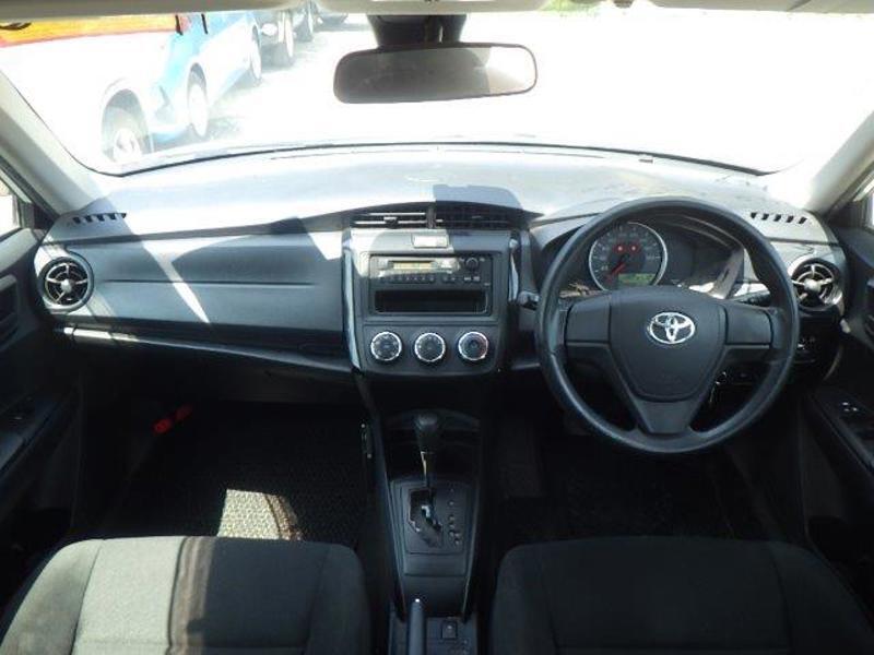COROLLA AXIO