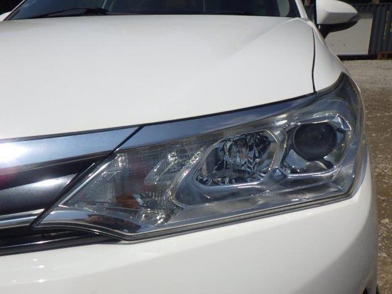 COROLLA AXIO