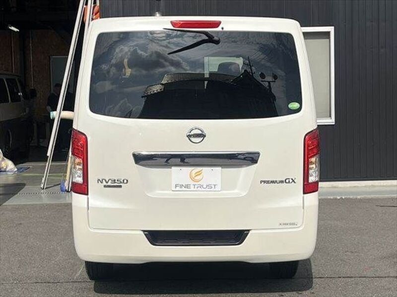 NV350 CARAVAN