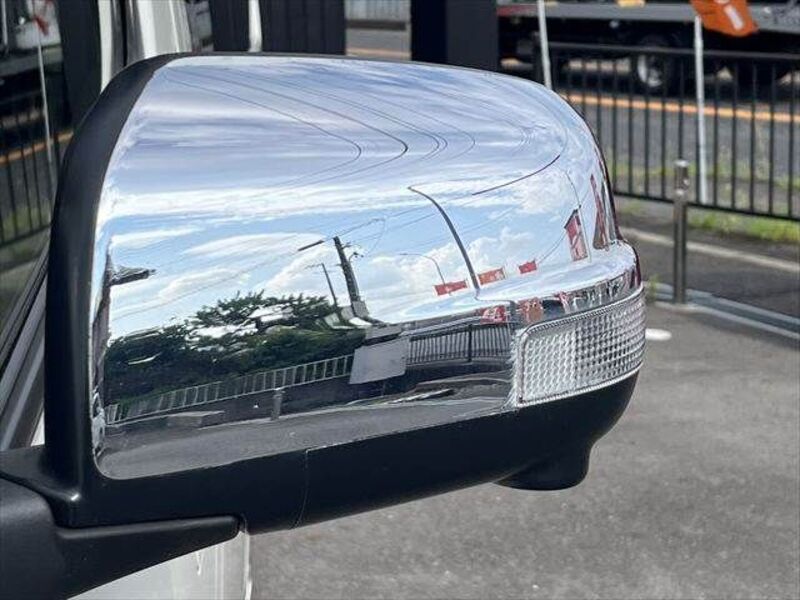 NV350 CARAVAN