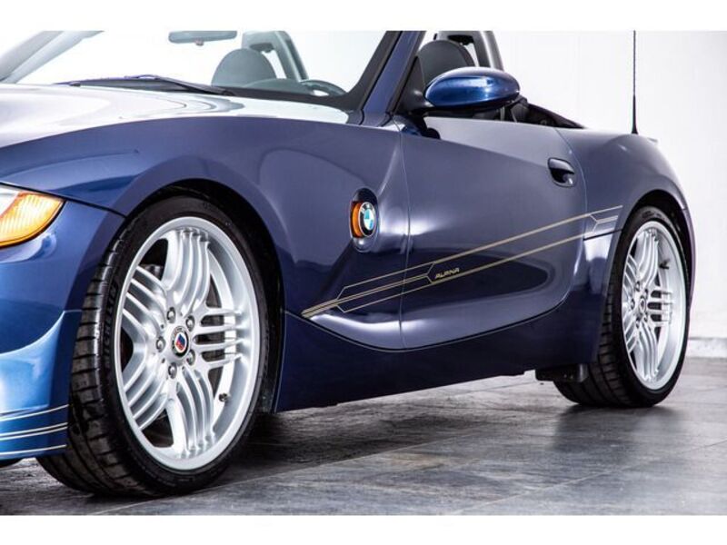 ROADSTER