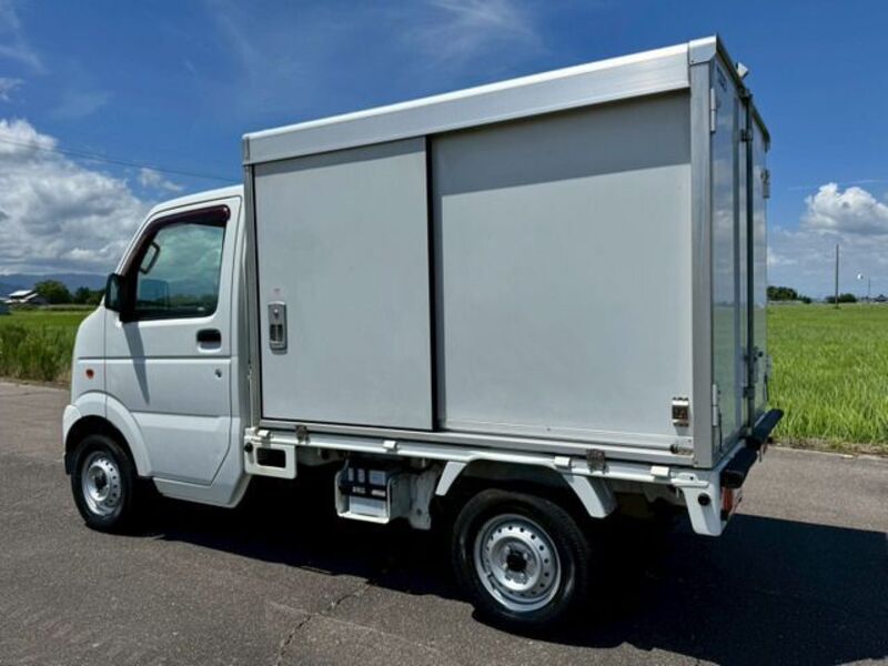 CARRY TRUCK
