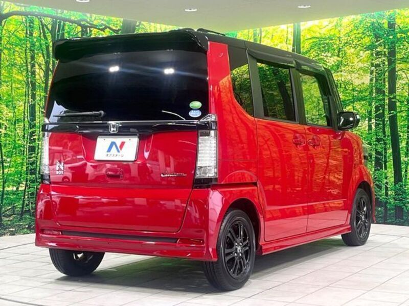N BOX CUSTOM
