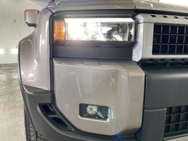LAND CRUISER 250