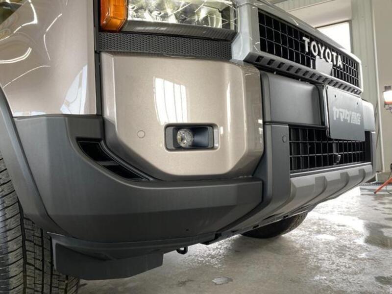 LAND CRUISER 250