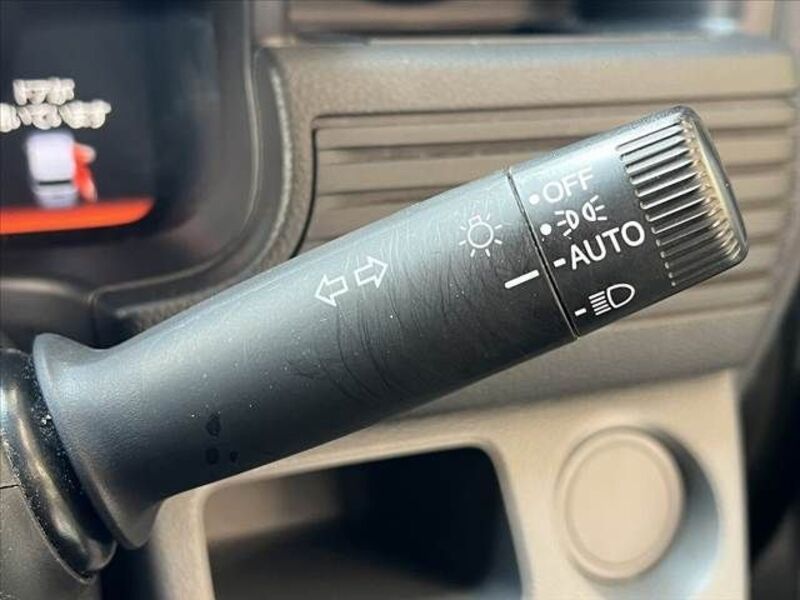 N-VAN