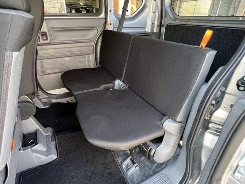 N-VAN
