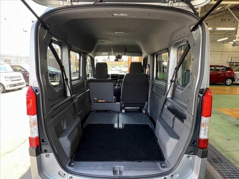 N-VAN