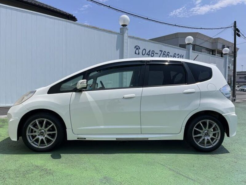 FIT HYBRID