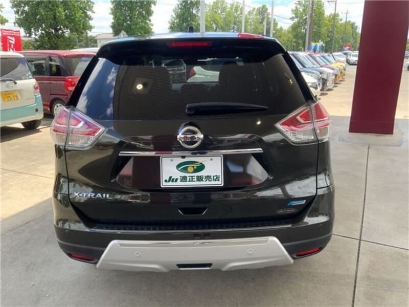 X-TRAIL