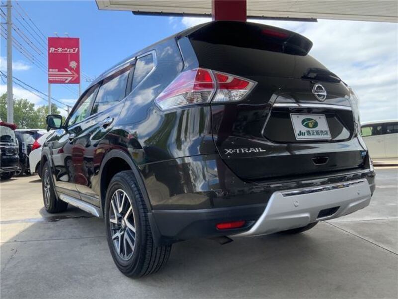 X-TRAIL