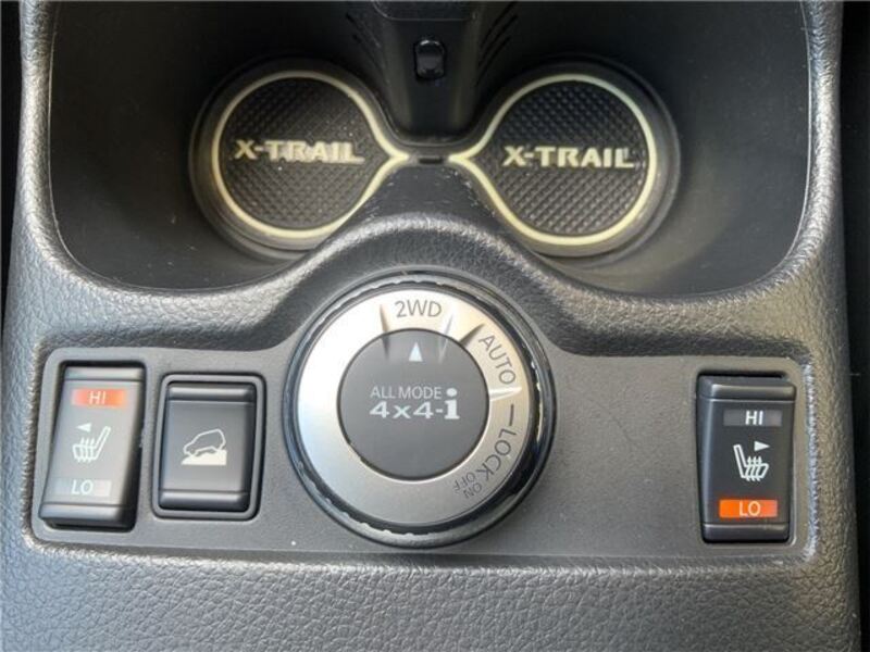 X-TRAIL