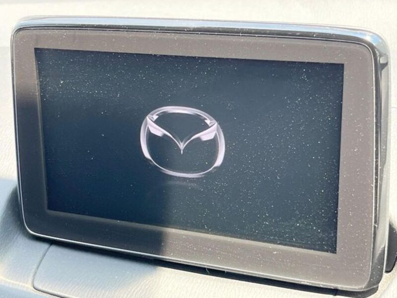 MAZDA2