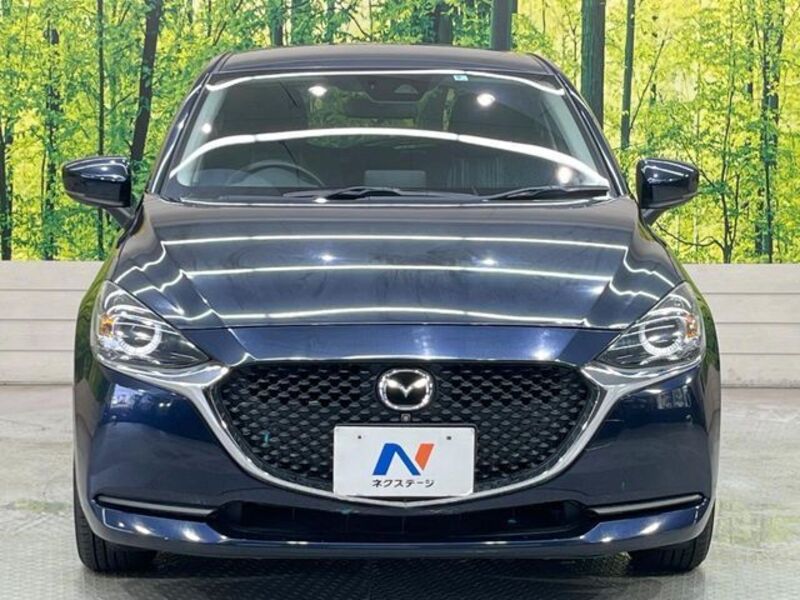 MAZDA2