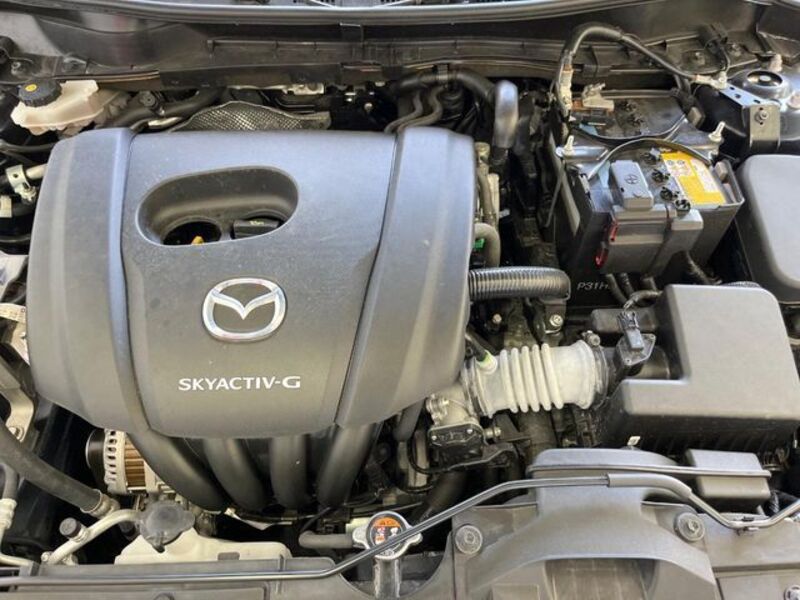 MAZDA2