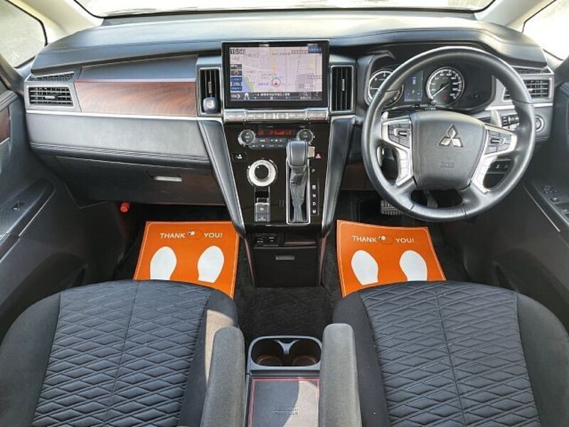 DELICA D5