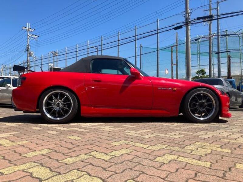 S2000