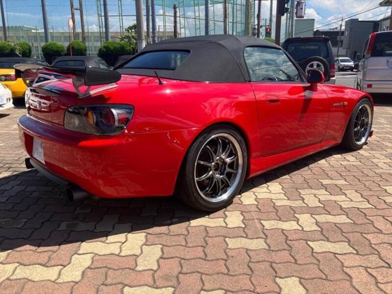 S2000