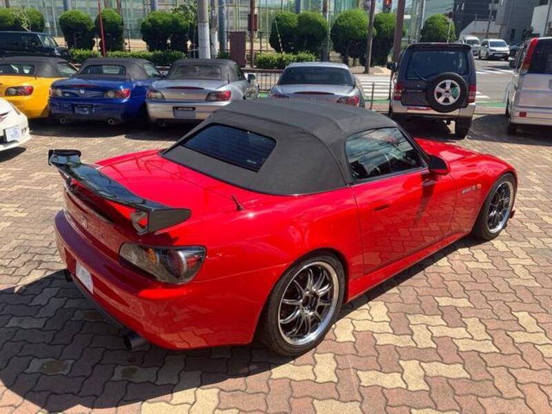 S2000
