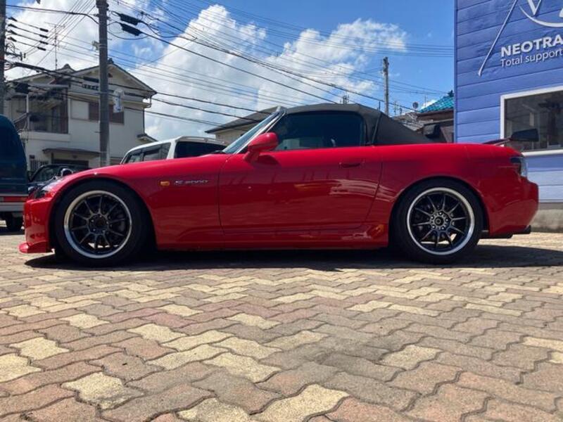 S2000