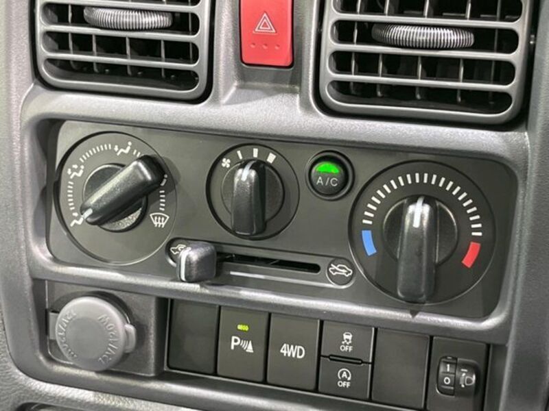CLIPPER TRUCK