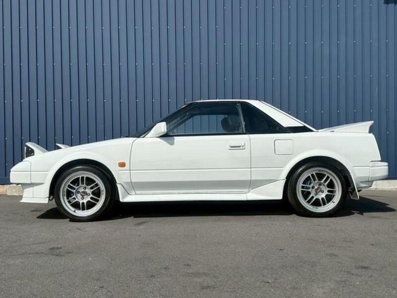 MR2