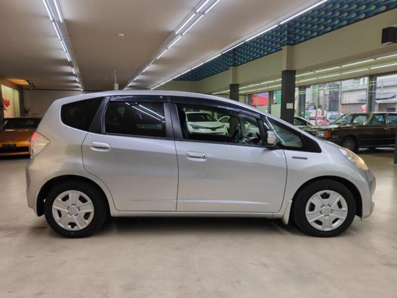 FIT HYBRID