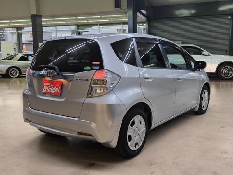 FIT HYBRID