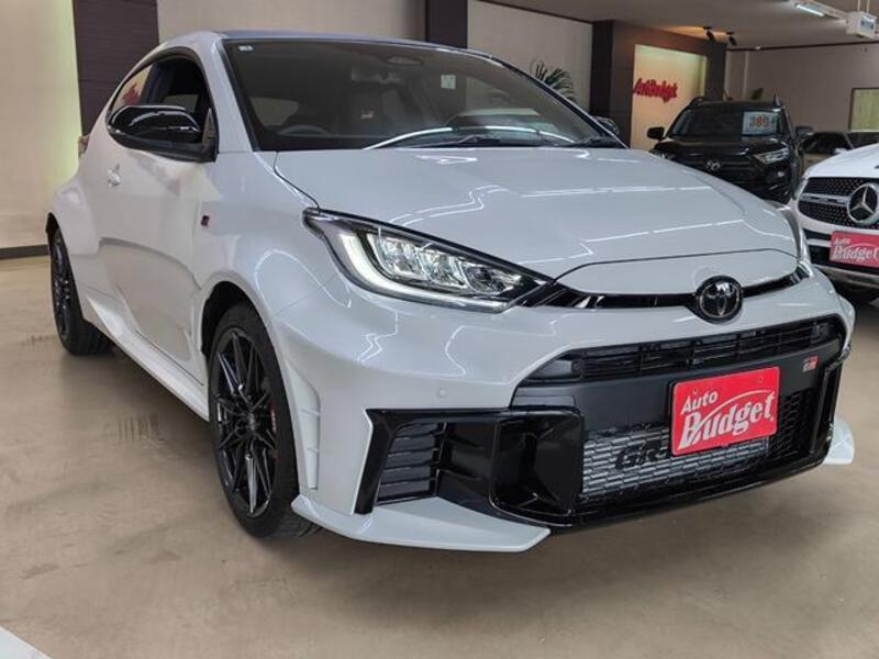 GR YARIS