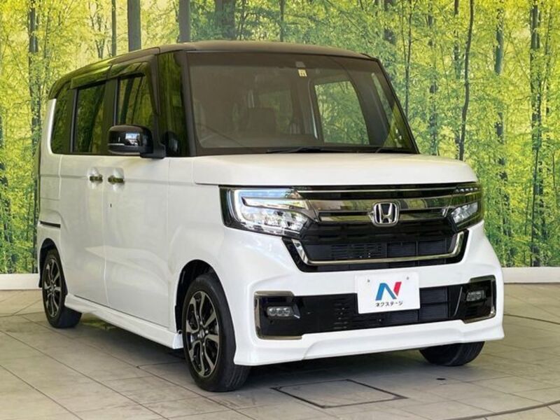 N BOX CUSTOM