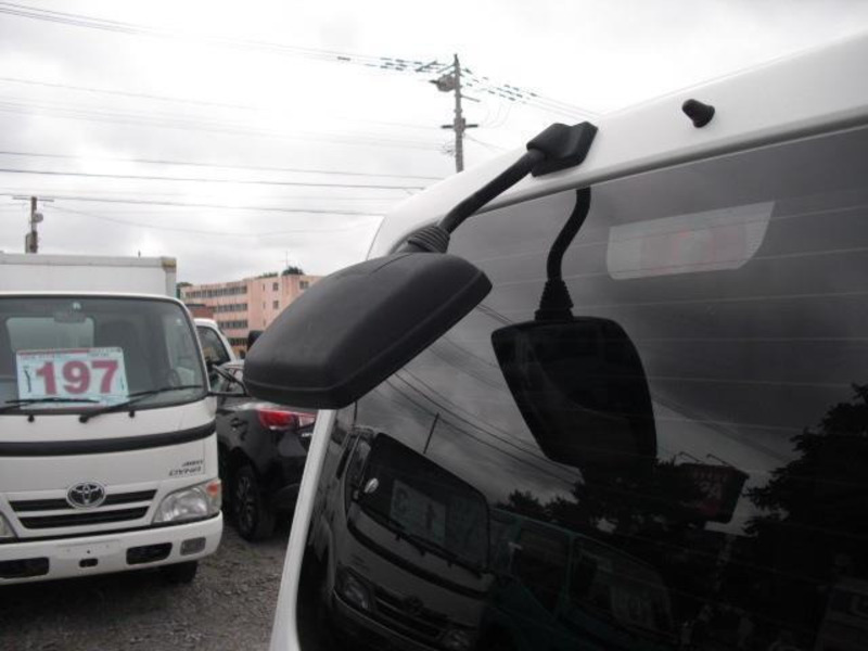 BONGO VAN