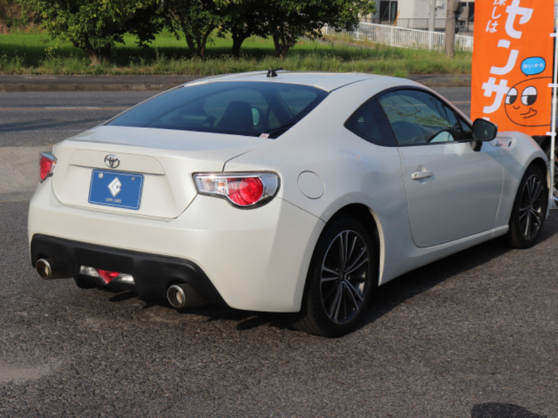 86