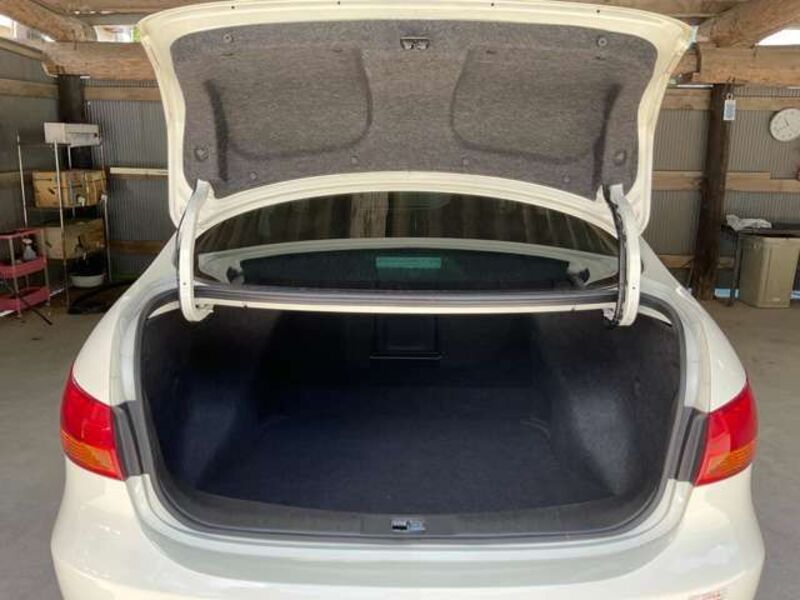 BLUEBIRD SYLPHY