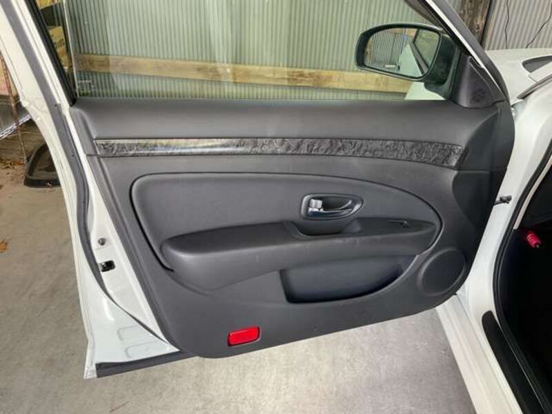 BLUEBIRD SYLPHY
