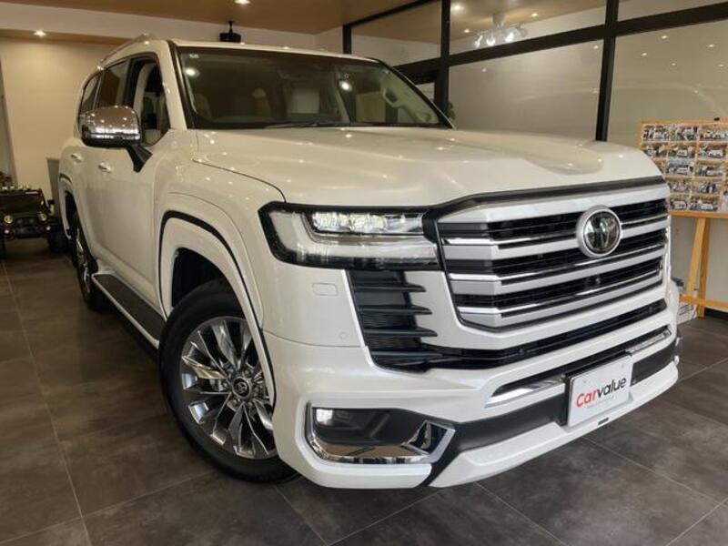 LAND CRUISER