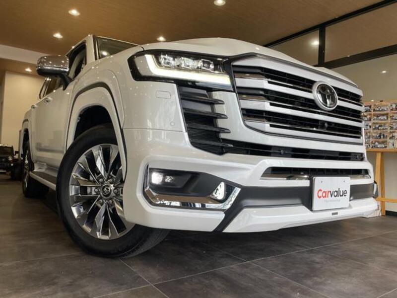 LAND CRUISER