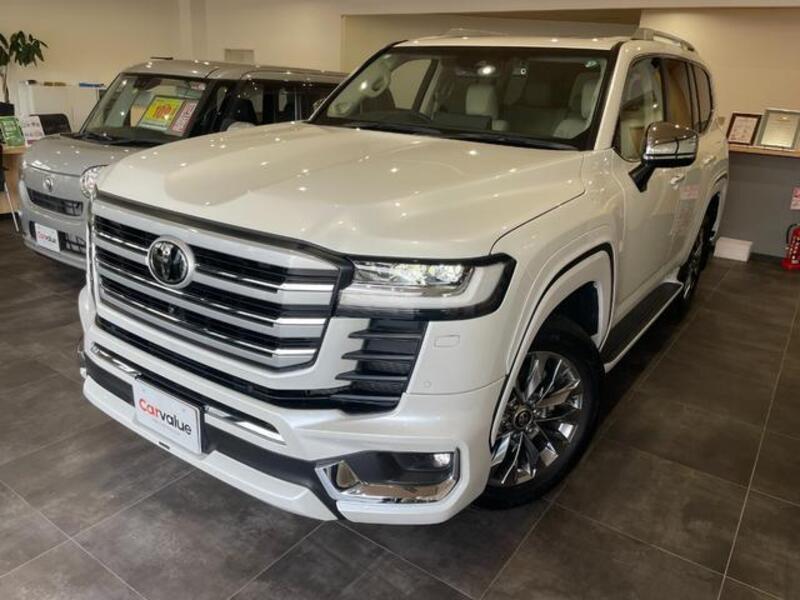 LAND CRUISER