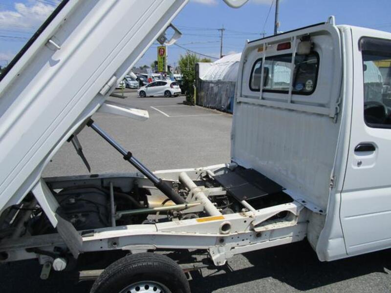 CLIPPER TRUCK