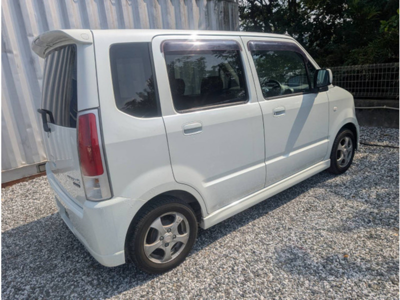 WAGON R